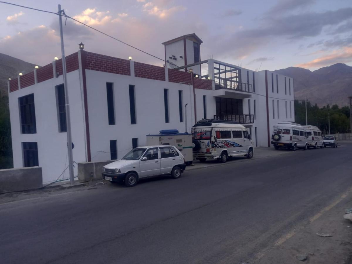 The Royal Kargil Exterior foto